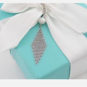 Tiffany & Co. mesh and pearl necklace